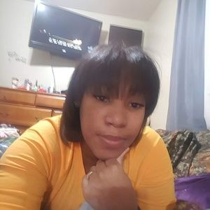 Meet your Posher, Sade